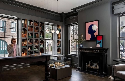 Charleston Historic District Hotel | In the Heart of Downtown Charleston! Walk to King Street, w/Outdoor Pool