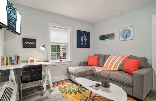 North Charleston Apartment | The Justice Jewel - 1BR/1BA Park Circle Retreat!