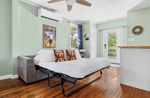 Charleston Apartment | Water Views, Minutes to Downtown & Folly Beach!