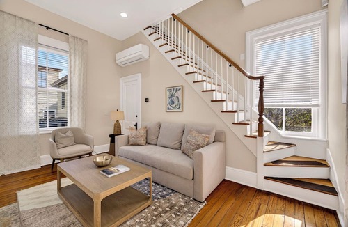 Savannah Victorian District Apartment | The Squares of Savannah: Bright and Cheery Two-Story Digs by Lucky Savannah