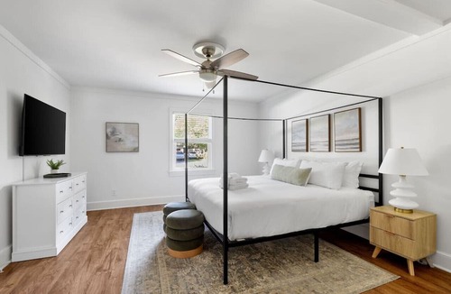 North Charleston Apartment | Park Circle - Firefly - Renovated 3 Bedroom!