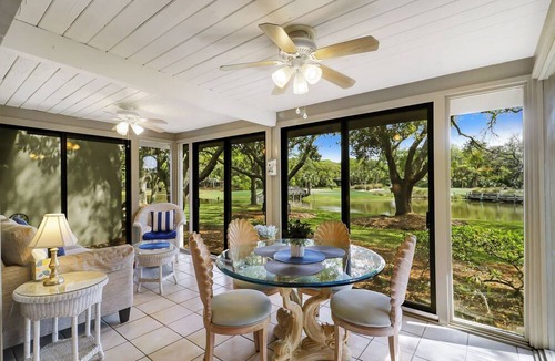 Oceanside Condo | Cozy Beach Retreat with Tennis! Short walk to the beach!