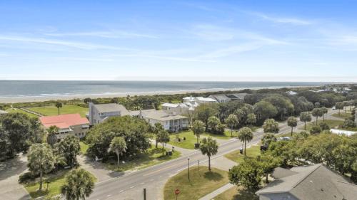Isle of Palms House | 2701 Palm Boulevard by AvantStay