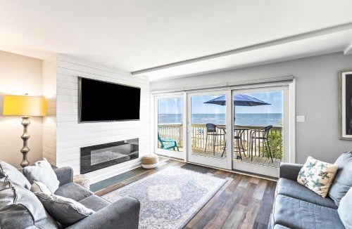 Isle of Palms Apartment | Seagrove Villa 11C - Oceanfront View! Center of Resort!