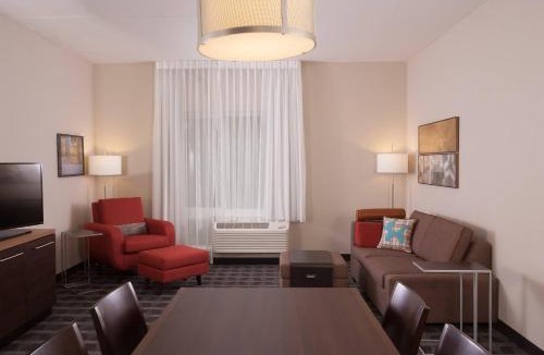 North Charleston Hotel | TownePlace Suites by Marriott Charleston Airport/Convention Center
