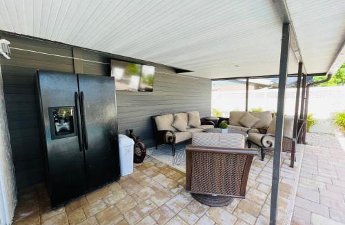 South Gate Ridge House | Sarasota Paradise home near Siesta Key Beach