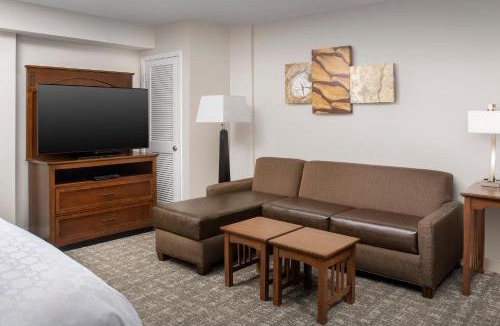 North Charleston Hotel | Staybridge Suites North Charleston by IHG