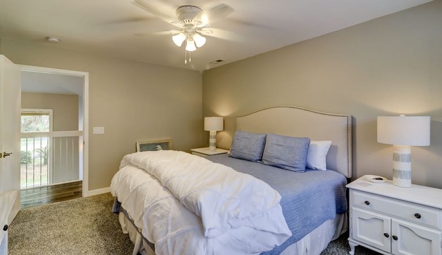 1 West Garrison