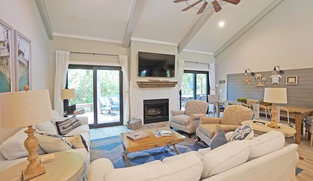 Private Home in Sea Pines - Pet Friendly