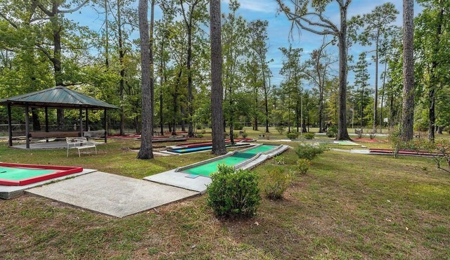 Nature's Embrace: Your Cabin Oasis at Bundick Lake Retreat in DeRidder