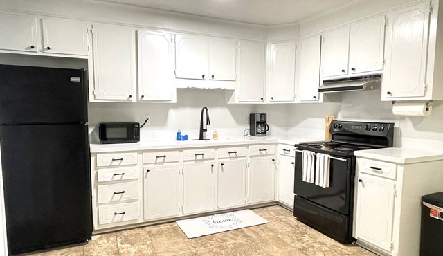 NEW WELL CENTERED 3BR HOME