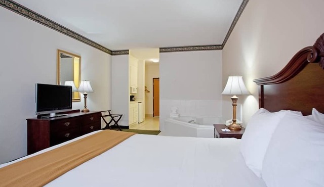 Moncks Corner Inn
