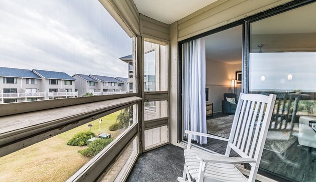 Beach and Pool Views! Newly Listed Villa on Harbor Island