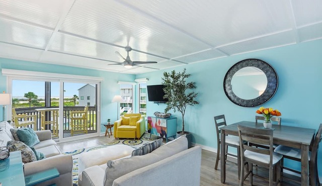 Modern, renovated condo on Harbor Island!