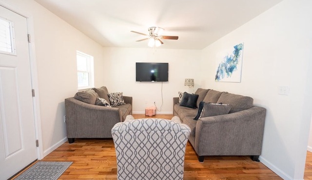 Lake Ouachita Stay w/Fire Pit & Boat Parking Space