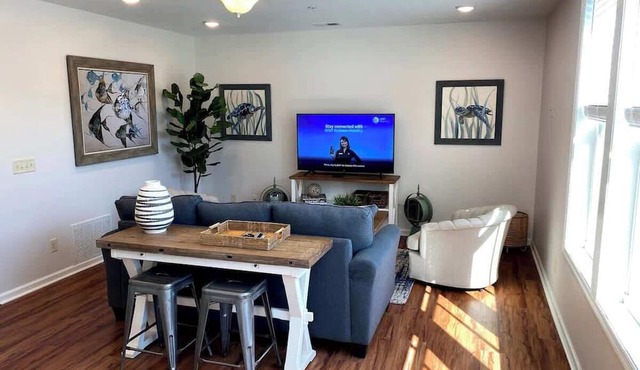 Flat in Old Town Bluffton- History, Art, Dining