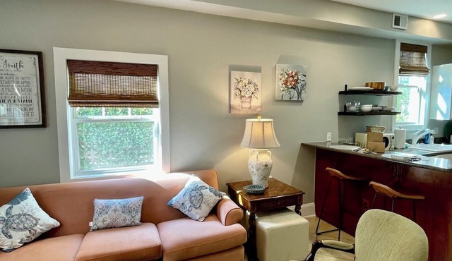 Camellia Suite, Apartment 1 at Magnolia Court