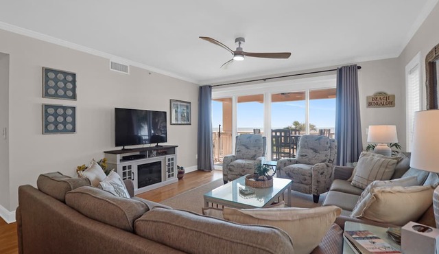 Oceanfront, private balcony w/steps to beach & pool, located on main strip - Ocean Palms 103