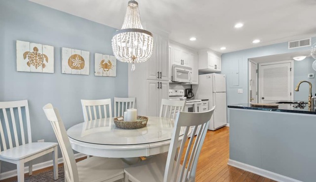 4689 Tennis Club Villa by Akers Ellis Rentals