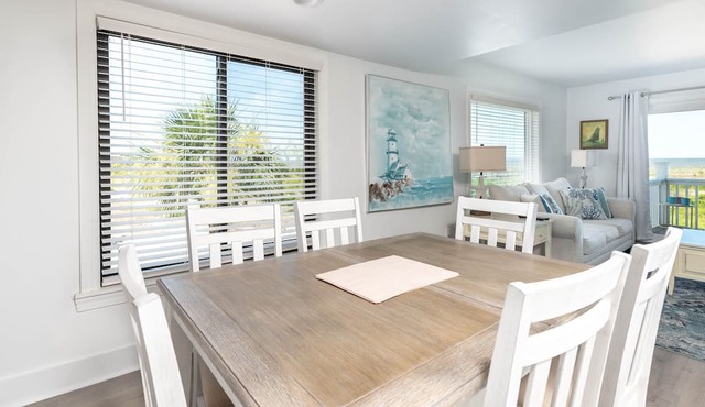 Oceanfront Corner Unit - Unobstructed Ocean Views