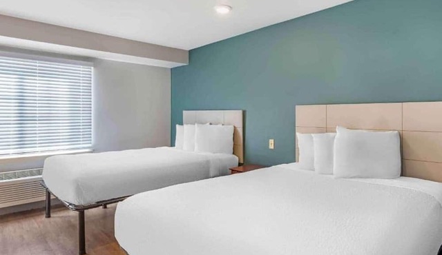 Comfy 2 Queen Beds,Nsmk Kitchen|Studio 6 Little Rock