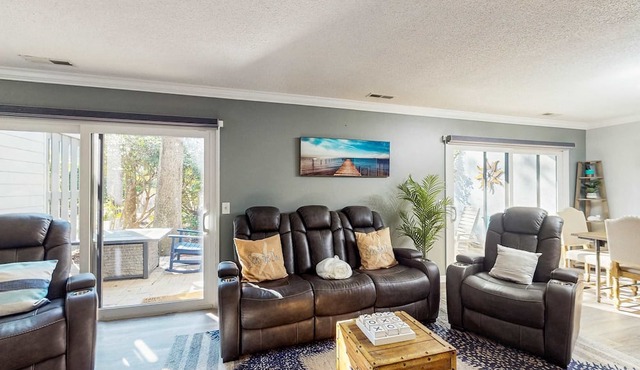 Welcome to Harbor Breeze, your relaxing Hilton Head Retreat