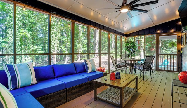 Waterfront Retreat on a Lake Lanier Cove w/Dock