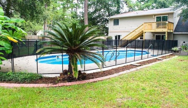 The Landing Spot: Pool + Ping-Pong + Mod Style!