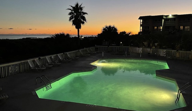 Oceanfront 1 BR Condo with Pier and Pool