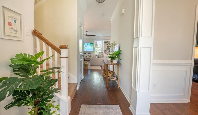 Lady Liberty: Park Circle Charm + Modern Home!