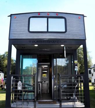 Tiny Home Retreat with Lake Views & Private Patio in Eutaw Springs, South Carolina