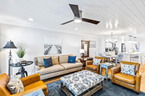 Beach Club Villa 32 - Newly Renovated! Direct Oceanfront