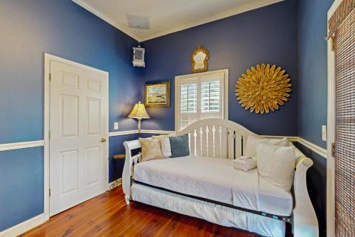 1 Francis - 30 Day Rental